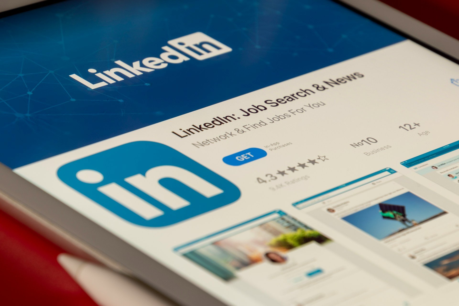 LinkedIn expanderar till spel: lanserar 3 nya logikpussel